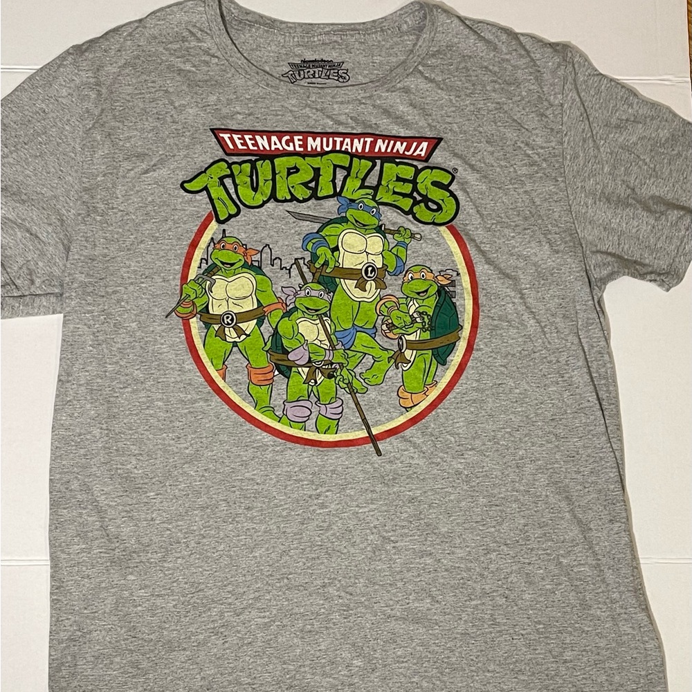 Nickelodeon Gray Teenage Mutant Ninja Turtles Tee